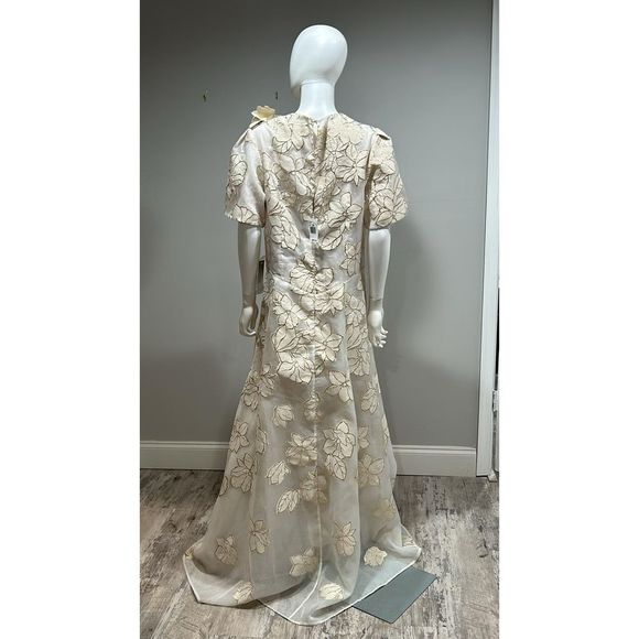 ❌❌ Sold Teri Jon by Rickie Freeman Ivory and Gold Floral Jacquard A-line Gown - Picture 12 of 12